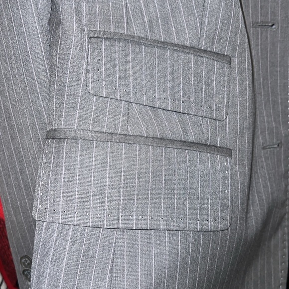 Brooks Brothers Gray Pinstriped Blazer - Picture 13 of 16